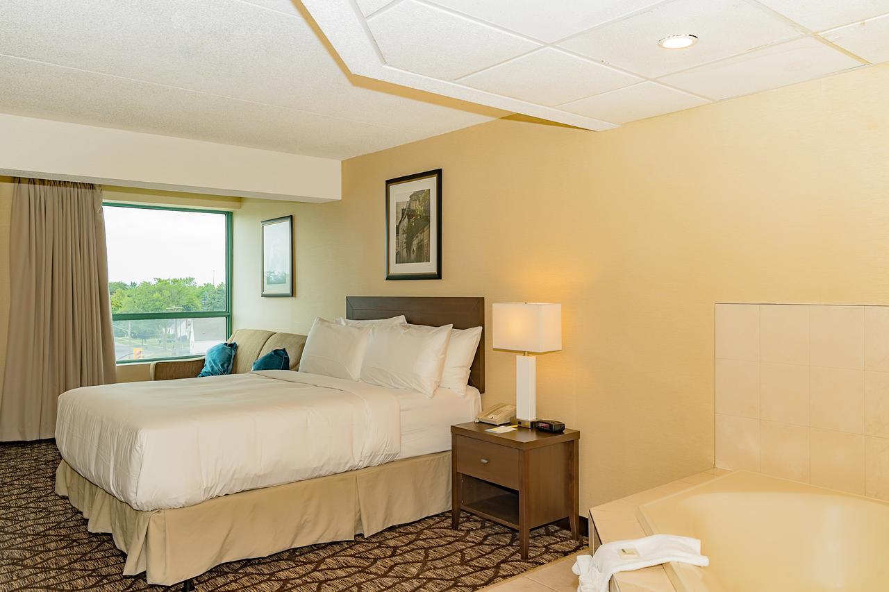 Days Inn By Wyndham Niagara Falls Lundys Lane エクステリア 写真