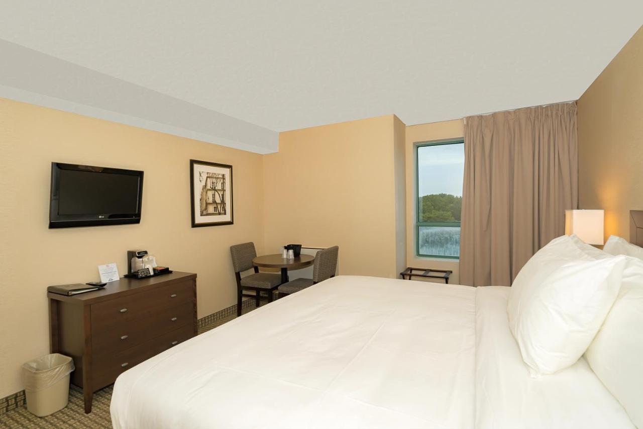 Days Inn By Wyndham Niagara Falls Lundys Lane エクステリア 写真